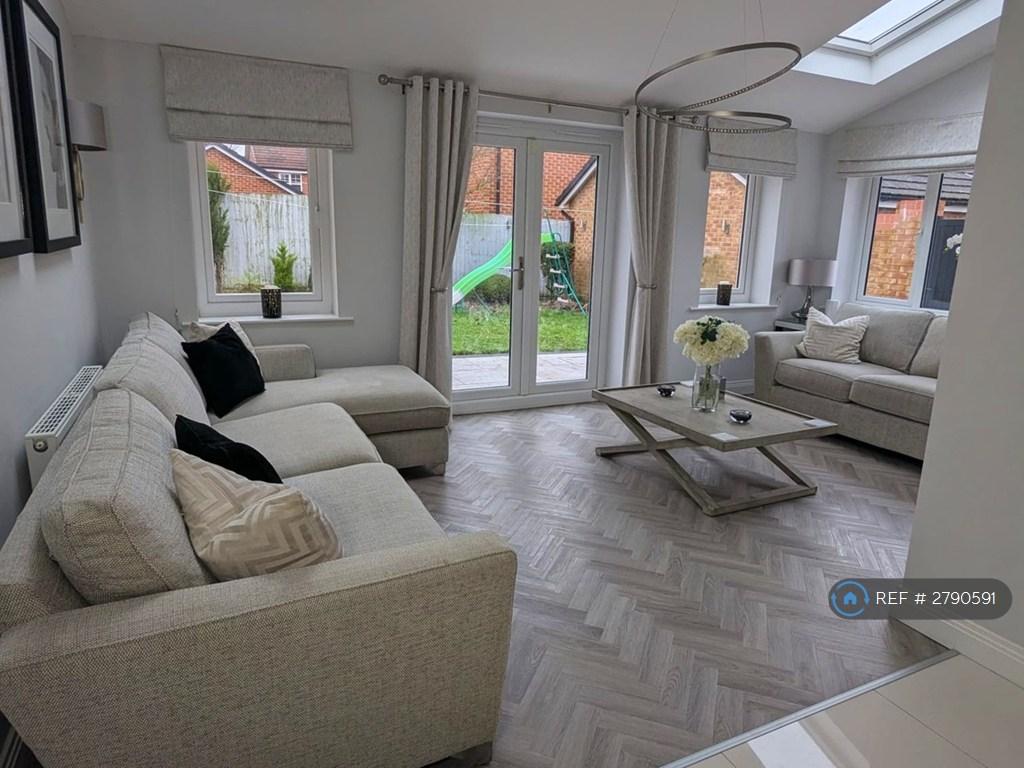 Modern-3-Bedroom-House-Preston-Garden-View.Jpg