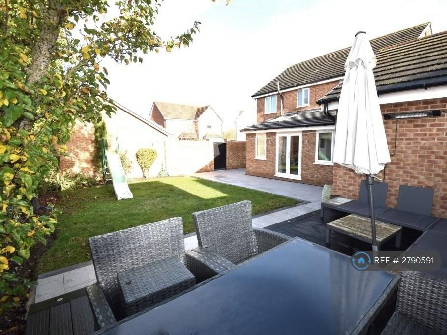 3-Bedroom-House-Preston-Rear-Garden-View.Jpg
