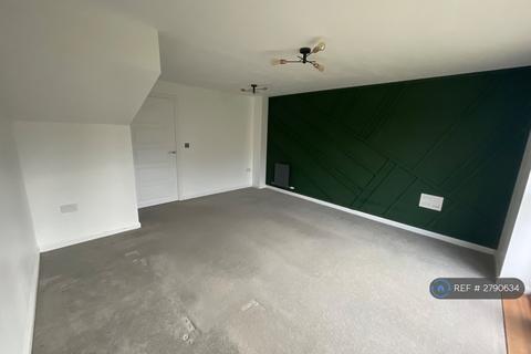 3 bedroom terraced house to rent, Comet Drive, Griston, IP25