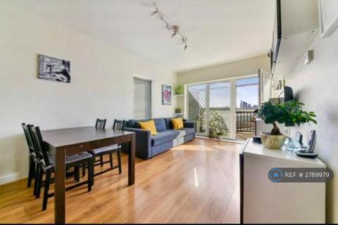 2 bedroom flat to rent, London, London, SE25