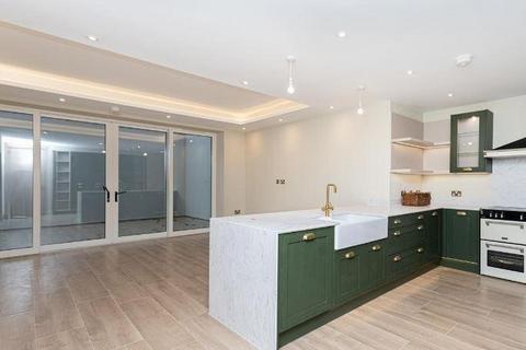 undefined, Fairway Drive, London, SW17 0QA