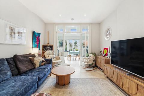 2 bedroom flat for sale, Kingston Road, Wimbledon Chase, London, SW20 8JX