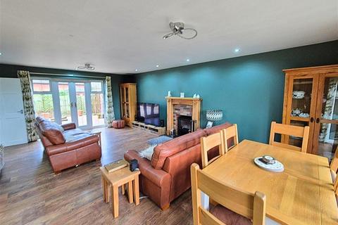 5 bedroom detached house for sale, Almeley, Hereford, HR3 6LQ