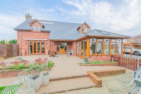 5 bedroom detached house for sale, Almeley, Hereford, HR3 6LQ