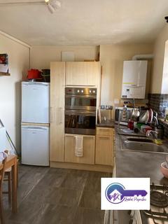 1 bedroom in a flat share to rent, London E14