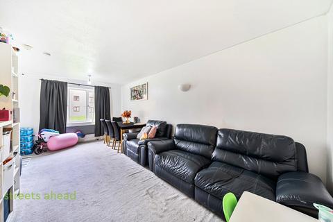 undefined, Davies Close, Croydon, CR0