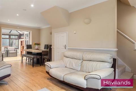 undefined, Barrowell Green, London