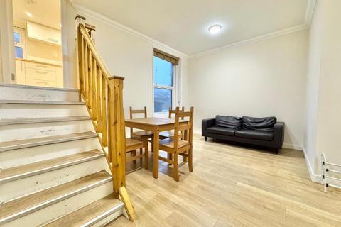 2 bedroom apartment to rent, LONDON SE5