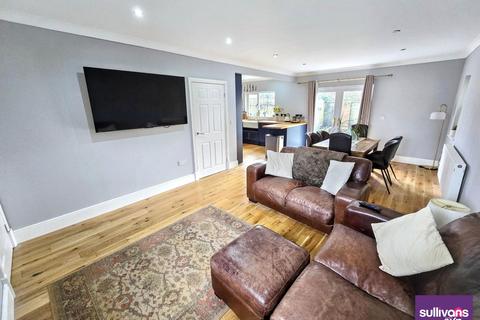 4 bedroom detached house for sale, Llys Bethesda, Llanelli SA14