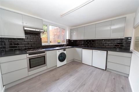 3 bedroom terraced house to rent, Clearwater Way, Lakeside, Cardiff, CF23
