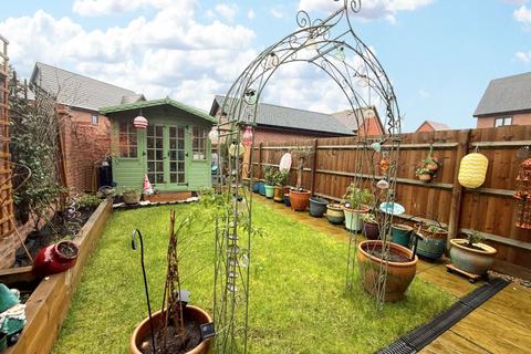 2 bedroom terraced house for sale, Hollywood Place, Crowthorne, Berkshire