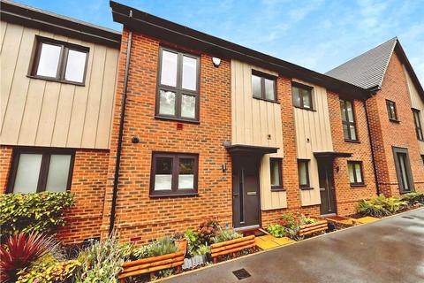 2 bedroom terraced house for sale, Hollywood Place, Crowthorne, Berkshire