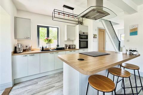 3 bedroom detached house for sale, Wyatts Lane, Cowes, Isle of Wight
