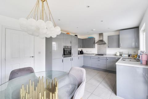 undefined, Colosseum Drive, Dunstable LU5