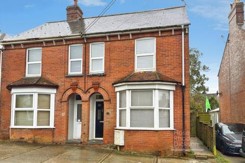 3 bedroom semi-detached house for sale, Priory Road, Newport, Isle of Wight