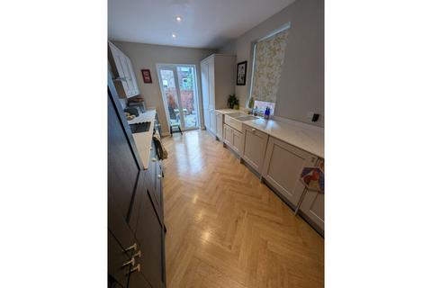 undefined, York Avenue, Manchester, M16