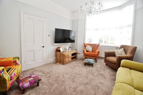 3 bedroom semi-detached house for sale, Mitchell Avenue, Ventnor, Isle of Wight