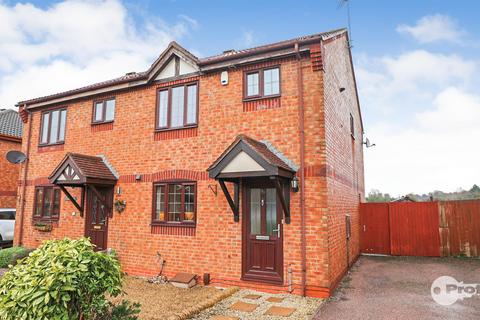 3 bedroom semi-detached house for sale, Wensum Close, Hinckley