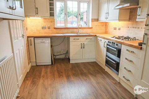 3 bedroom semi-detached house for sale, Wensum Close, Hinckley