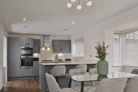 4 bedroom detached house for sale, The Honeysuckle at Maltings Place at St James’ Park, 45 Mountbatten Way CM23