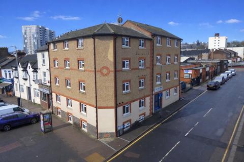 undefined, Park Street, Luton, Bedfordshire, LU1