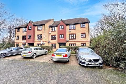 1 bedroom flat to rent, Turnstone Close, Plaistow