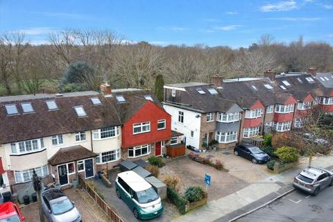 Lincoln Avenue, South Side, Twickenham