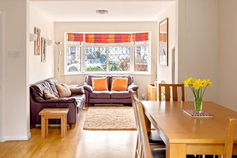 4 bedroom terraced house for sale, Lincoln Avenue, South Side, Twickenham