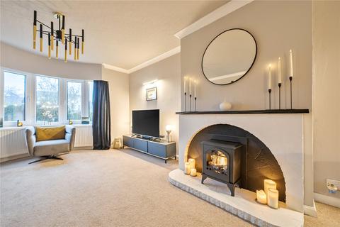 3 bedroom semi-detached house for sale, Robins Grove, Rothwell, Leeds, West Yorkshire