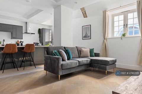 2 bedroom flat to rent, Long Row, Nottingham, NG1