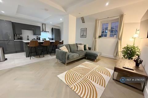 2 bedroom flat to rent, Long Row, Nottingham, NG1