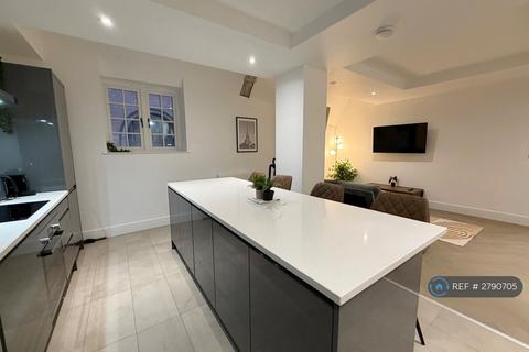 2 bedroom flat to rent, Long Row, Nottingham, NG1