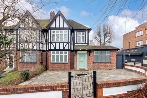 undefined, London N14
