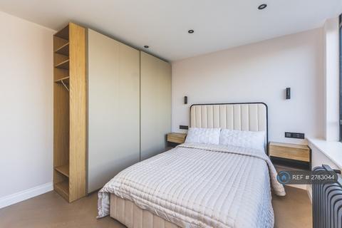 3 bedroom flat to rent, Nile House, Whitechapel, E1
