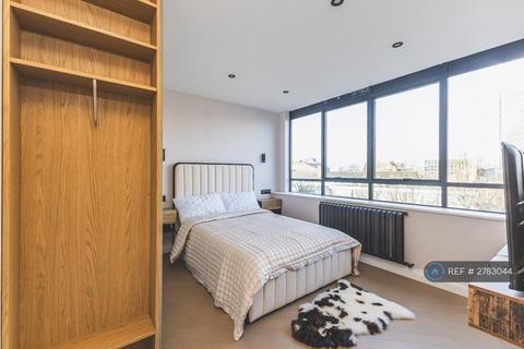 3 bedroom flat to rent, Nile House, Whitechapel, E1