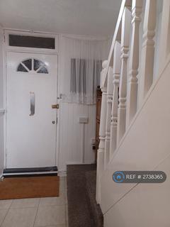 1 bedroom in a flat share to rent, Keith House, London, NW6