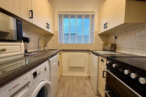 undefined, 15 Glan Y Mor, Fairbourne, LL38 2BX