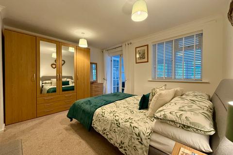 undefined, 15 Glan Y Mor, Fairbourne, LL38 2BX