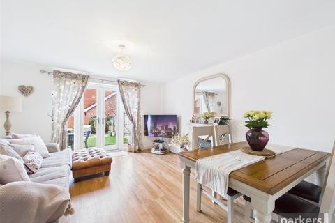 4 bedroom end of terrace house for sale, Forest Road, Reading RG5