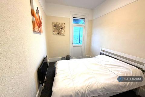 undefined, Riviera Drive, Southend-On-Sea, SS1