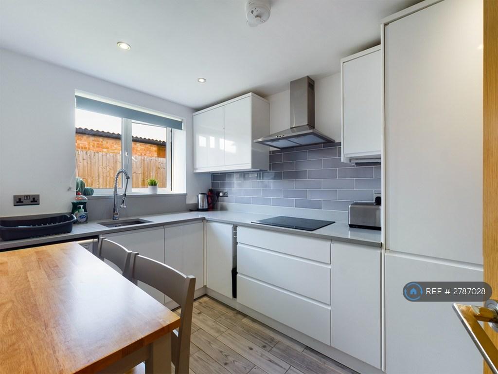 4 Bed House