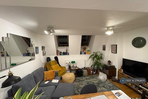 1 bedroom flat to rent, Ark Court, London, N16