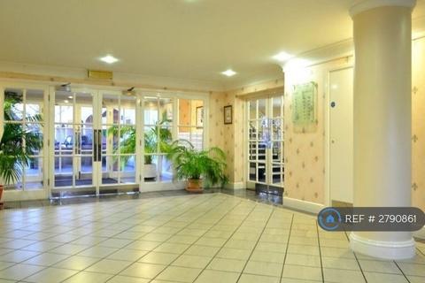 undefined, Pembroke Road, Ruislip, HA4