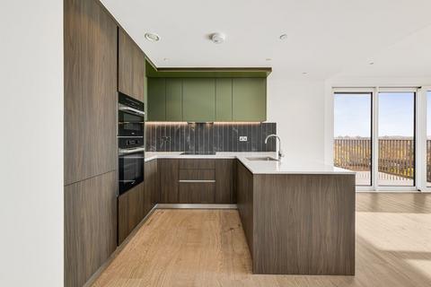 3 bedroom flat to rent, Gasholder Place, London, SE11