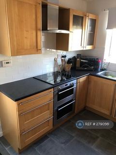 2 bedroom end of terrace house to rent, Thames Road, Huntingdon, PE29