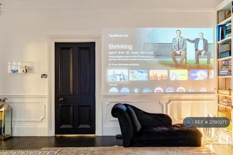 undefined, Down St, London, W1J