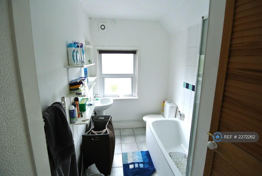 Upstairs Bath