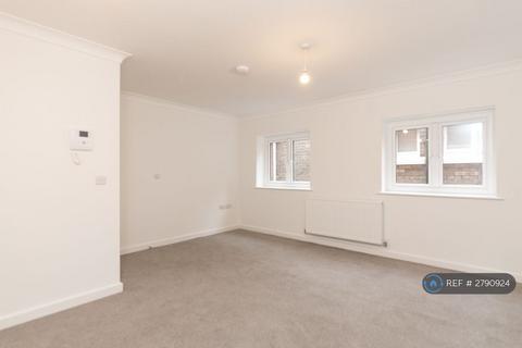 1 bedroom flat to rent, Victoria House, Colchester, CO1