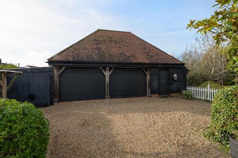 5 bedroom detached house for sale, Margate Road, Herne Bay