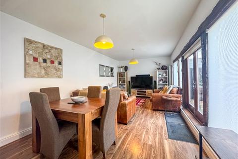 2 bedroom flat for sale, Harpenden AL5